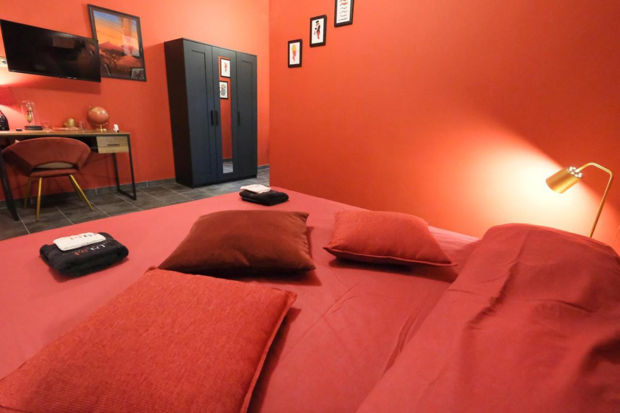 Lh51 Rooms Νάπολη Εξωτερικό φωτογραφία